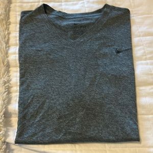 Men’s Nike dri-fit short sleeve shirt